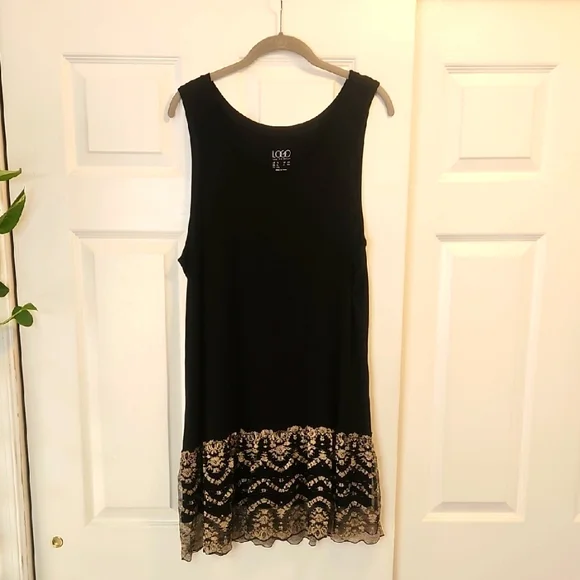 LOGO by Lori Goldstein Black and Cream Sleeveless Tunic - Picture 1 of 4